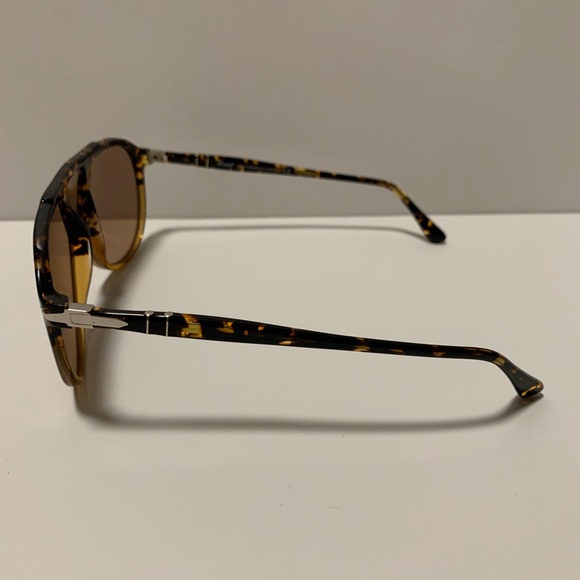 COPY - PERSOL Aviator Sunglasses 3217 S Tortoise Caramel - Picture 2 of 6